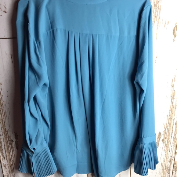 Ann taylor blue blouse - Picture 4 of 4